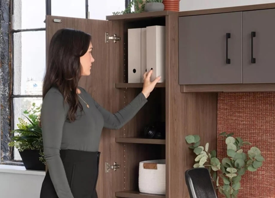 L shape single office height