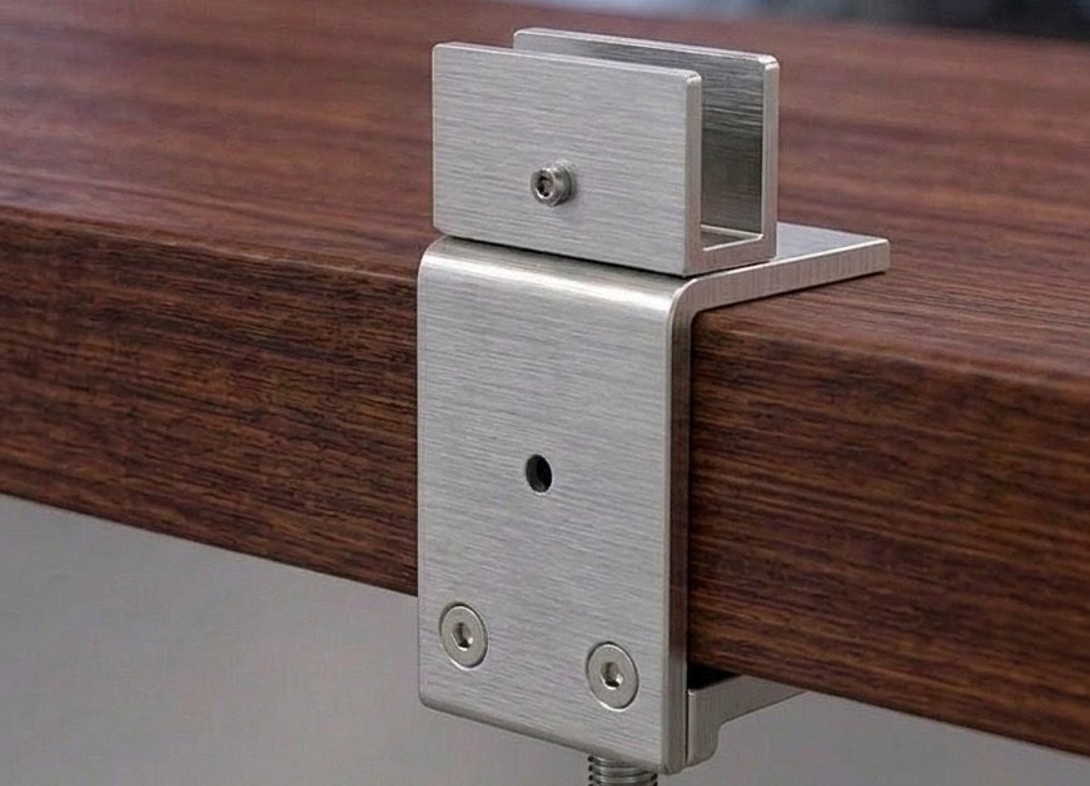 U channel brackets for desk mounted screen AA12H U channel brackets for desk mounted screen AA12H